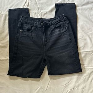 American Eagle Distressed Mom Jean - Black